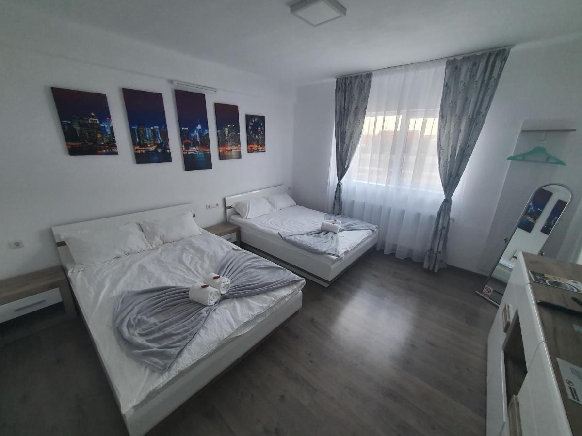 Apartament Roxi, 50 Meters From Salina Turda Daire Dış mekan fotoğraf